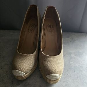 Nine West Beige and White Espadrille Heels